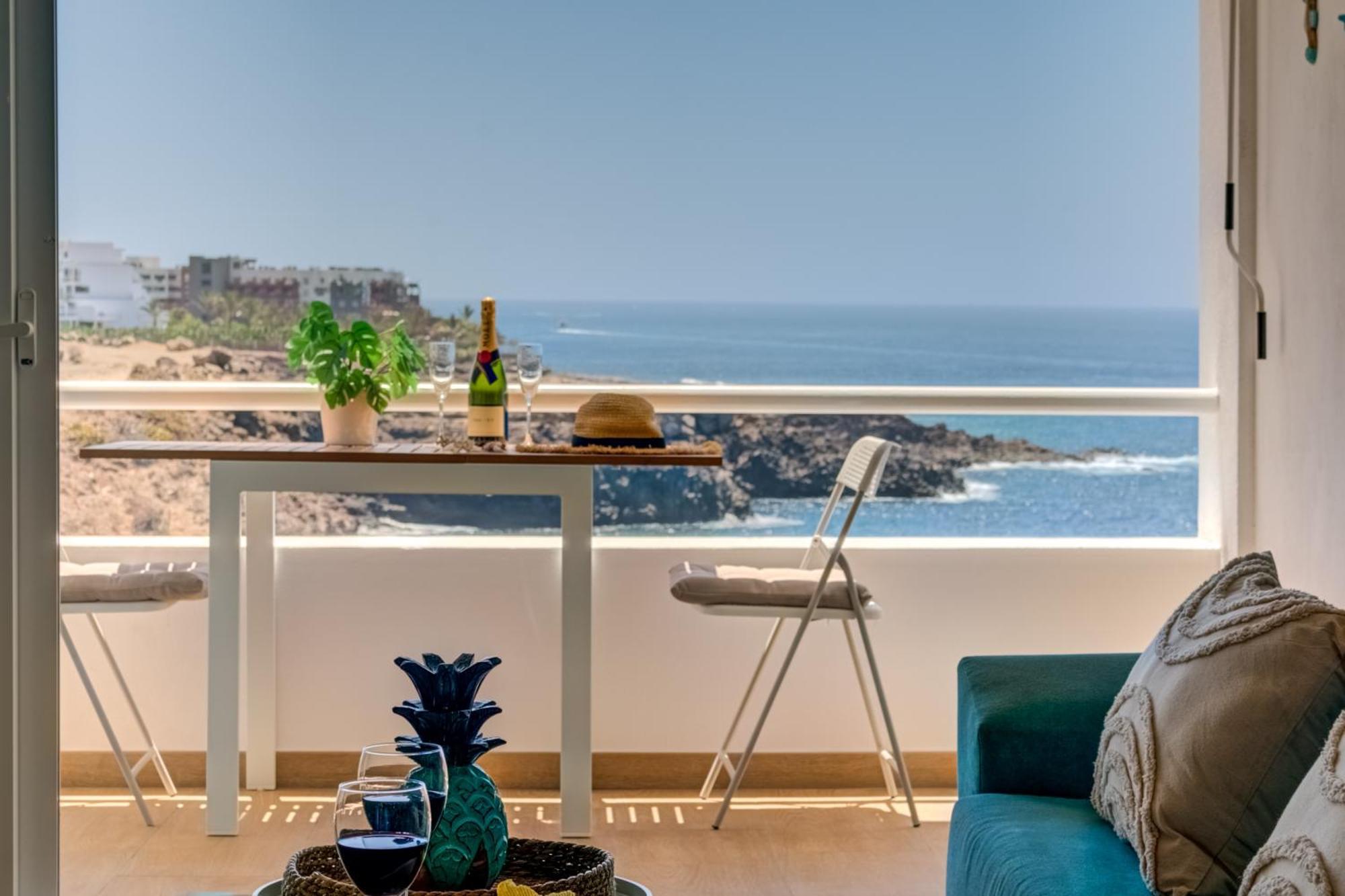 Blue Horizon Apartment Callao Salvaje Luaran gambar